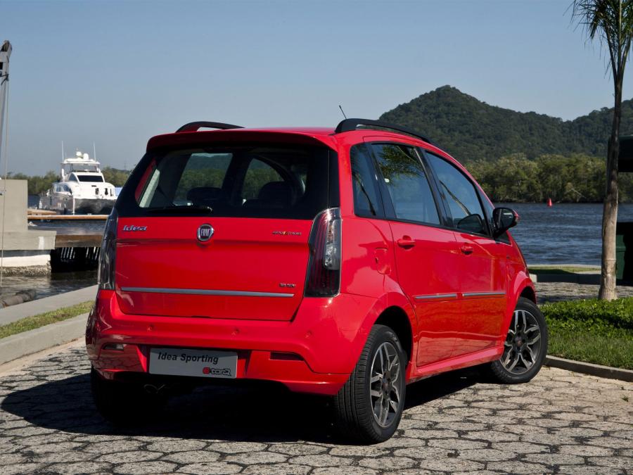  Fiat Idea Sporting 2010 года  (фото 24 из 38)